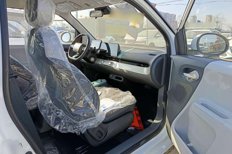 Used Changan Lumin 2023 205km Xiangqin Version