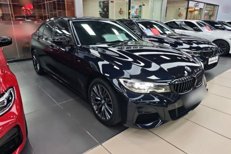 Used BMW 3 Series 2020 Restyled 325i M Sport Night Edition Package Front Right 45 Deg