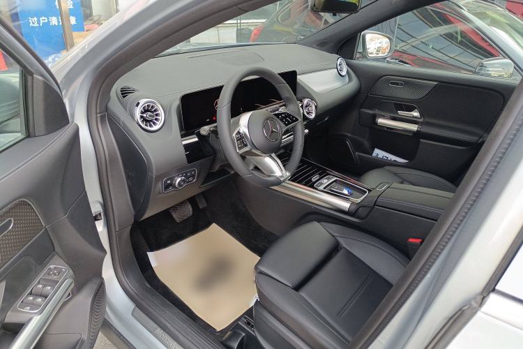 Used Mercedes-Benz GLA 2023 Facelifted GLA 200