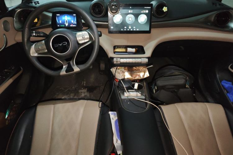 Used BYD Dolphin 2024 Honor Edition 420km Freedom Version Center Console