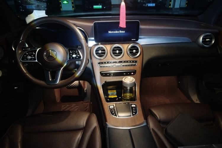 Used Mercedes-Benz GLC 2021 GLC 300 L 4MATIC Dynamic Model
