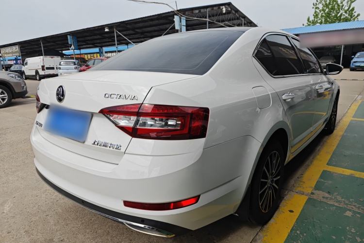 Used Skoda Octavia 2018 TSI230 DSG Luxury Edition
