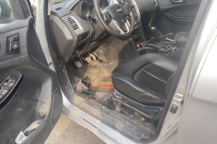 Used JMC Baodian 2020 2.5T Diesel Two-Wheel Drive Comfort Edition Long Wheelbase JX4D25A6L
