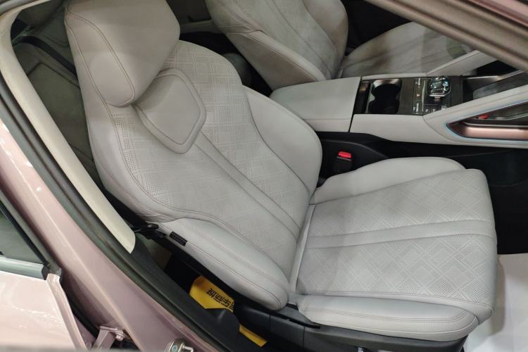 Used BYD Yuan UP 2024 401KM Beyond Edition
