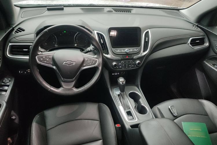 Used Chevrolet Equinox 2019 535T Automatic YuJie Edition China VI Center Console