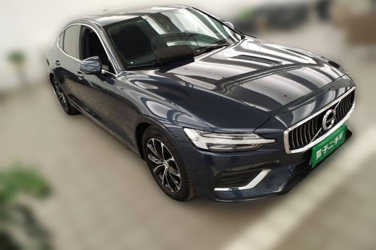 Used Volvo S60 2020 T4 Zhiyi Luxury Edition
