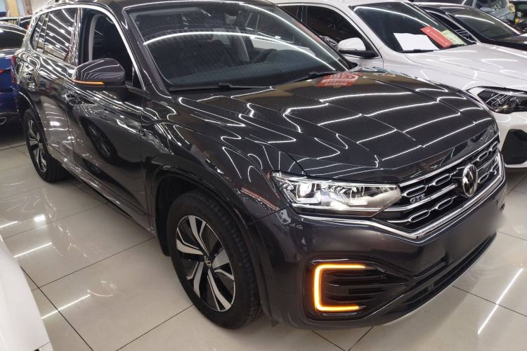 Used Volkswagen Tayron GTE Plug-in Hybrid 2022 1.4T Luxury Edition Front Right 45 Deg