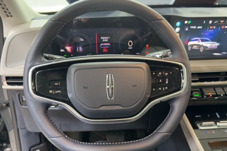 Used Lincoln Corsair 2023 2.0T Two-Wheel Drive Luxury Edition Steering Wheel