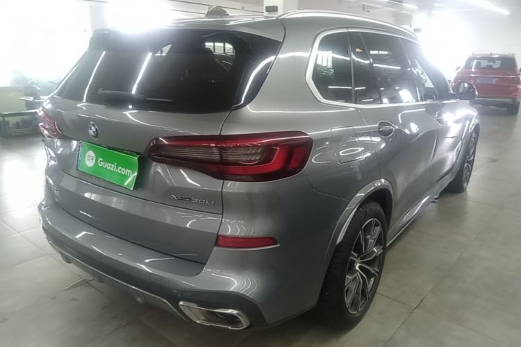 Used BMW X5 2022 Restyled xDrive 30Li Luxury Version M Sport Package