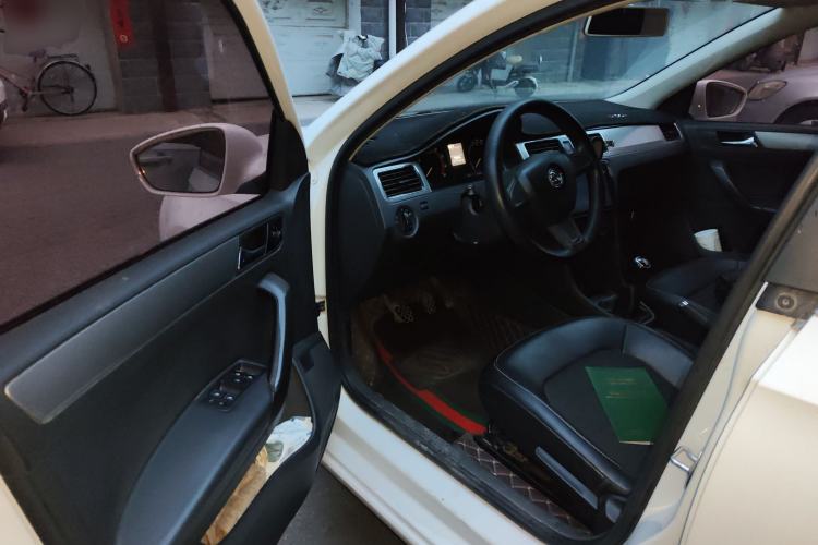 Used Skoda Rapid Spaceback 2016 Revised 1.6L Manual Chuanxing Edition