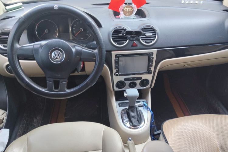 Used Volkswagen Lavida 2011 1.6L Automatic Premium Edition