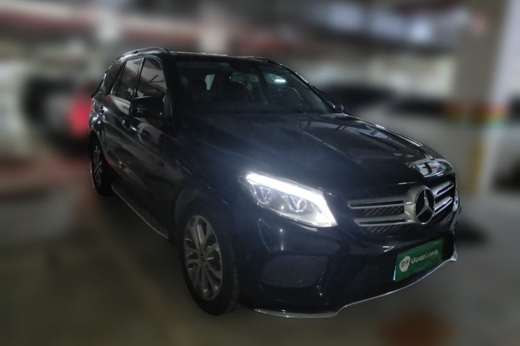 Used Mercedes-Benz GLE 2017 GLE 320 4MATIC Dynamic Model Front Right 45 Deg