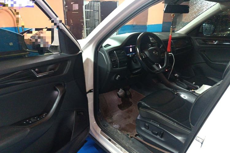 Used Skoda Kodiaq 2019 Facelifted TSI330 5-Seater Two-Wheel-Drive Luxury Enjoyment Edition China V Emission Standard