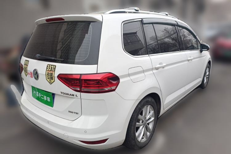 Used Volkswagen Touran 2016 Volkswagen Touran L 280TSI DSG Comfort Edition Rear Right 45 Deg