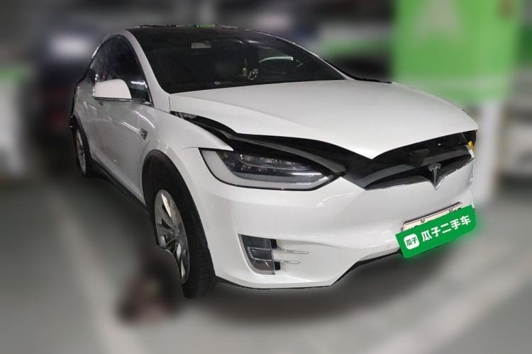 Used Tesla Model X 2020 Long-Range Upgrade Version Front Right 45 Deg