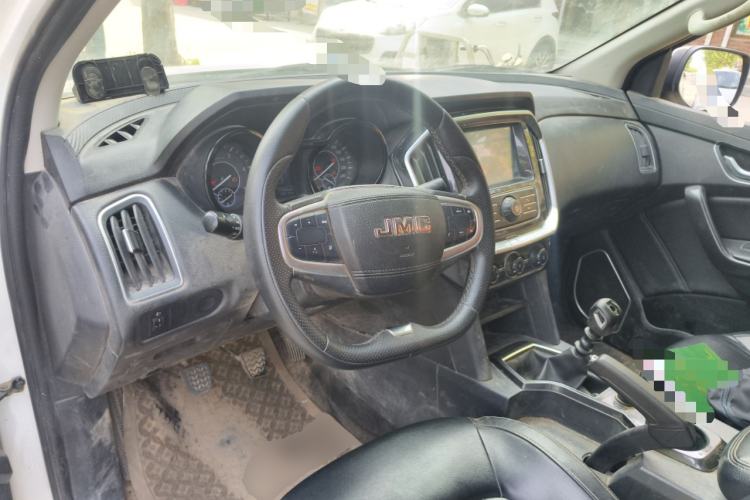 Used JMC Yuhu 7 2020 2.0T Diesel Manual Two-Wheel Drive Comfort Edition Short Wheelbase China VI Standard JX4D20A6L Steering Wheel