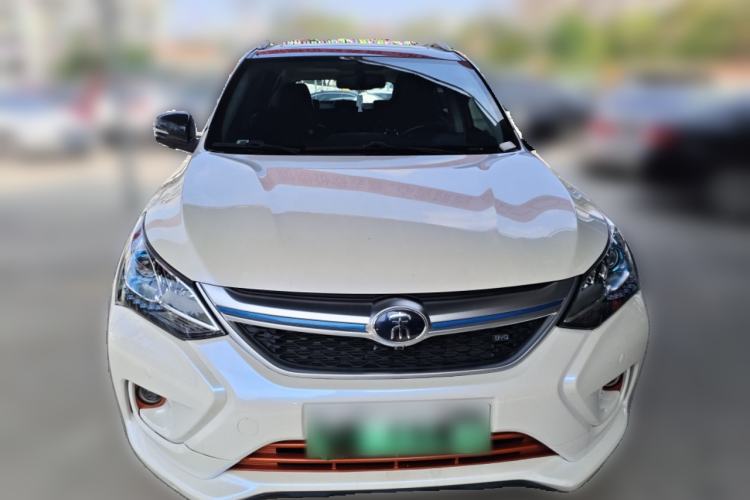 Used BYD Song New Energy 2017 Song DM 1.5TID All-Wheel Drive Luxury Model Front