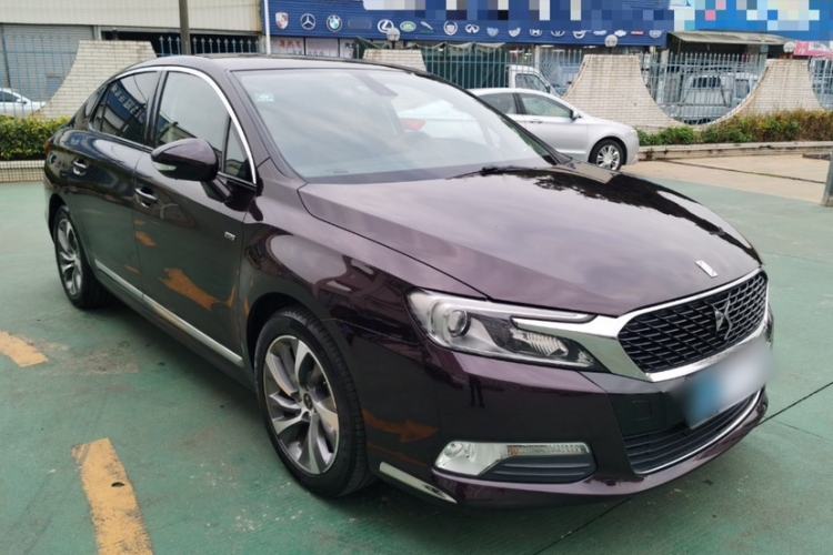 Used DS 5LS 2014 1.6T Elegant Version THP160