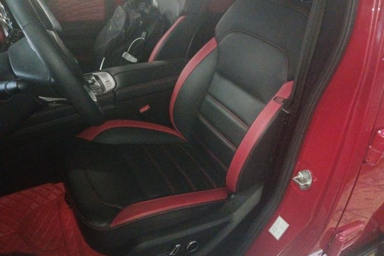 Used BAIC Off-Road BJ40 2019 2.3T Automatic Four-Wheel Drive Urban Hunter Edition Premium Model China VI Emission Standard
