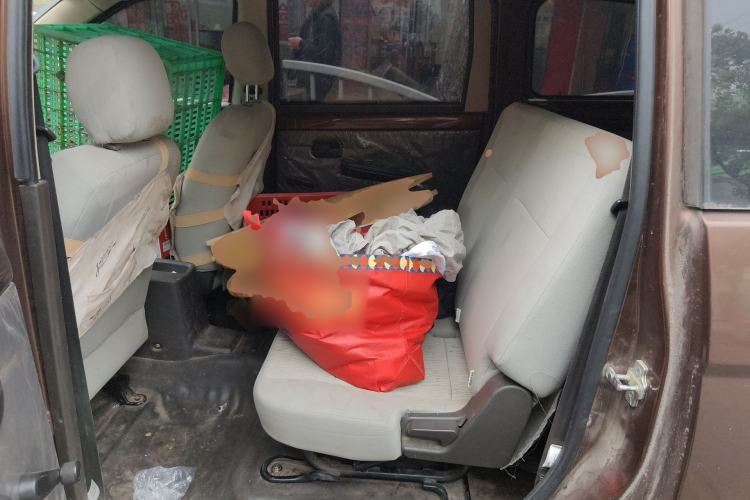 Used Wuling Hongguang 2015 1.5L S Basic Version China V Standard Left Rear Seat