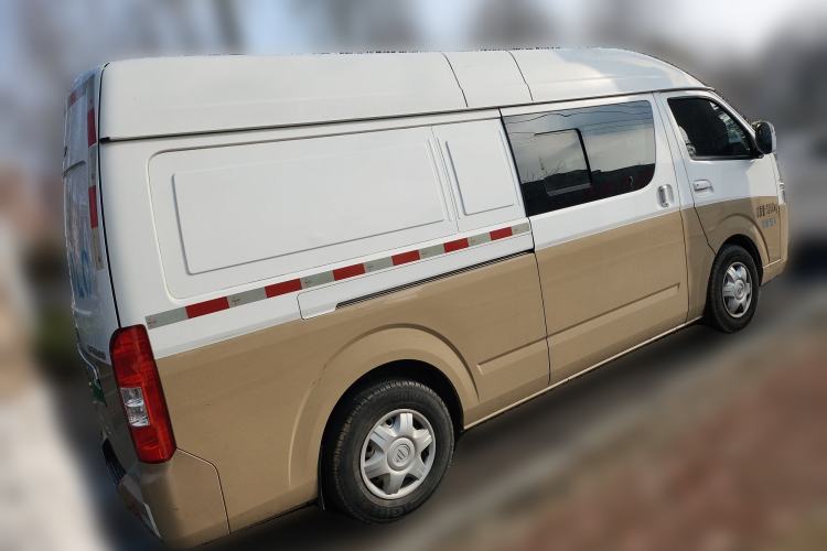 Used Foton Scenic G7 2020 2.4L Commercial Version Long Wheelbase High-Roof 5-Seater Van China VI Emission Standard 4K22D4M
