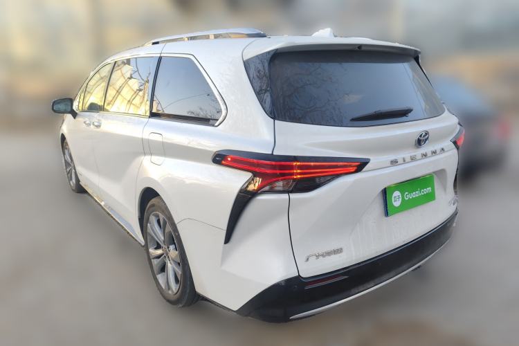 Used Toyota SIENNA 2021 2.5L Hybrid Ultimate Edition