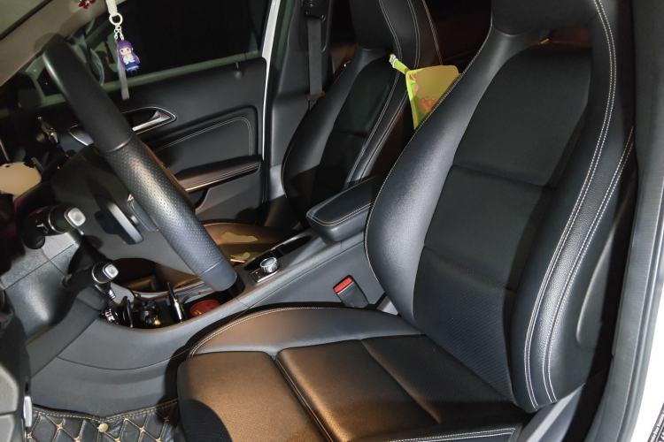 Used Mercedes-Benz GLA 2018 GLA 200 Fashion Model Left Front Seat