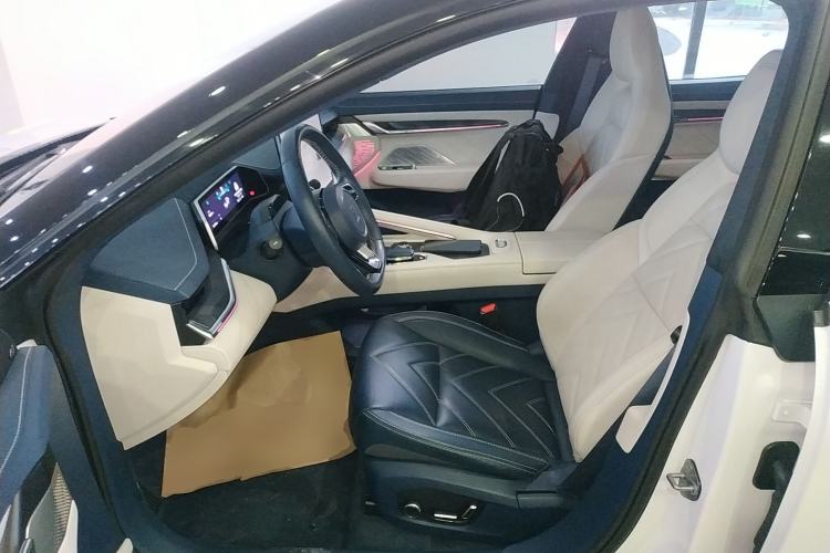 Used Zeekr 001 2023 WE Edition 86 kWh
