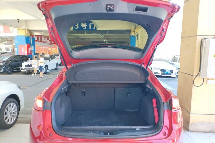 Used Mazda CX-4 2018 2.0L Automatic Two-Wheel Drive Blue Sky Dynamic Version China V Standard