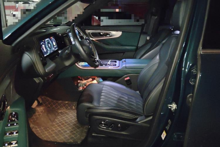 Used GAC Trumpchi GS8 2022 Dual-Engine Series 2.0TM Two-Wheel Drive Prestige Edition (7 Seats)
