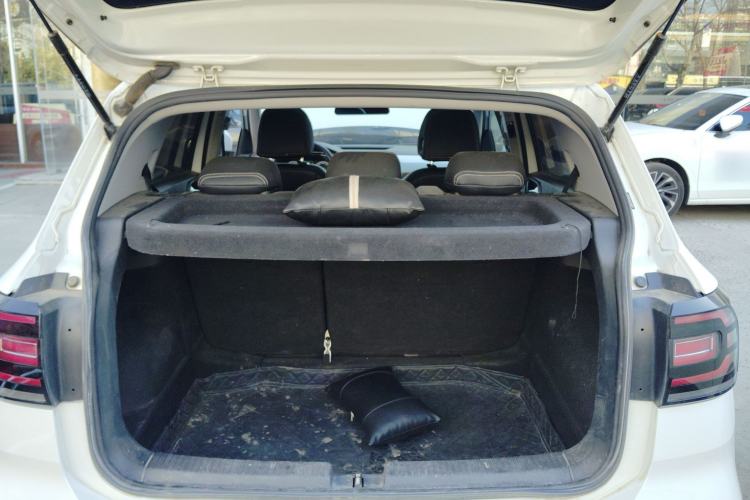 Used Volkswagen Tacqua 2021 1.5L Automatic Shangzhilian Edition Trunk