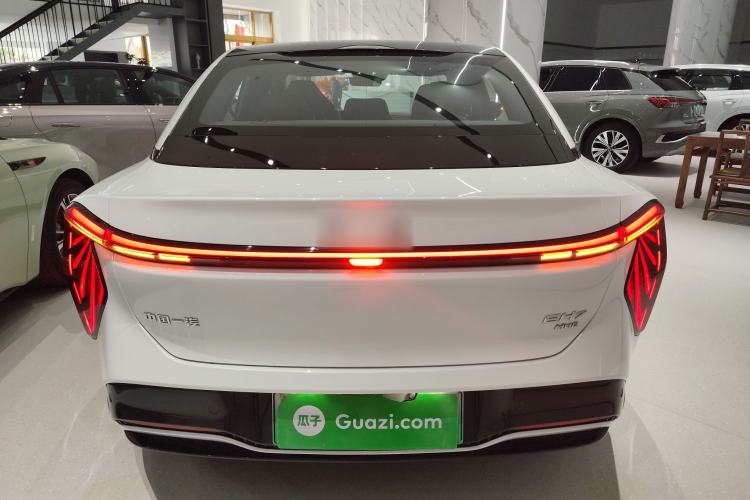 Used Hongqi EH7 2024 690 Pro
