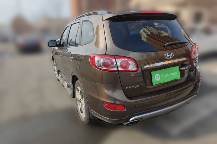 Used Hyundai Santa Fe Classic 2012 2.4 Ultimate Edition 7-Seater Four-Wheel Drive Rear Left 45 Deg