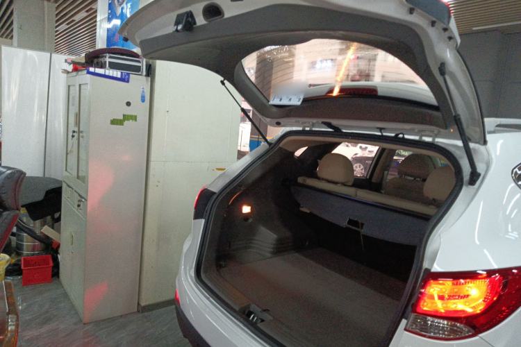 Used Hyundai ix35 2013 2.0L Automatic Two-Wheel Drive Comfort GL China V Standard Trunk