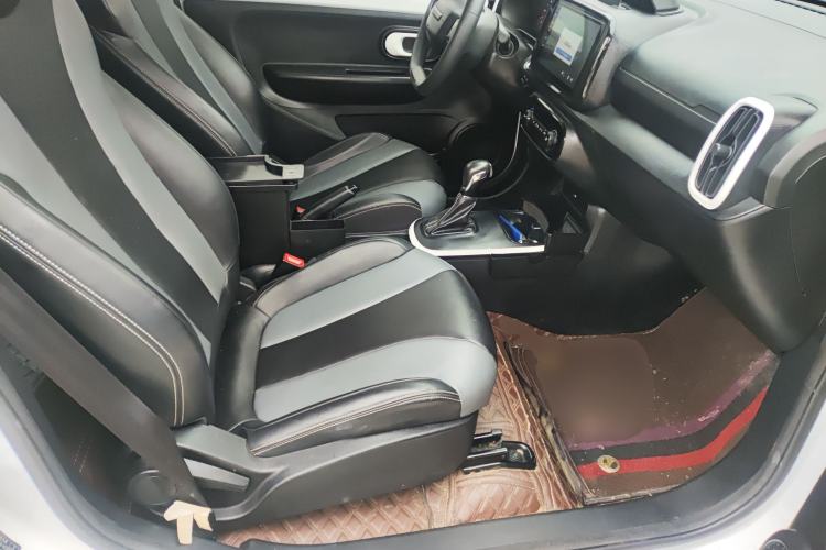 Used Roewe Clever 2021 302 km New Four-Seater Super-Efficient Version