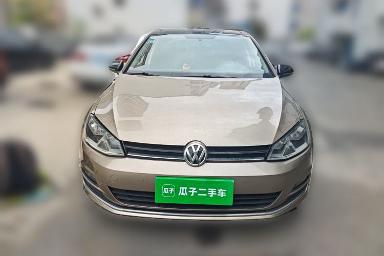 Used Volkswagen Golf 2017 230TSI Automatic Comfort Edition – Celebrating Milestone of One Million Units Front