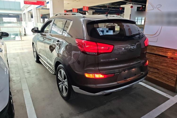 Used Kia Sportage R 2015 2.0L Automatic Two-Wheel Drive DLX Model
