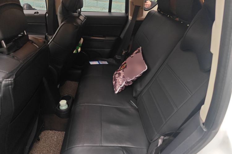 Used Jeep Compass 2015 2.0L two-wheel drive sport version