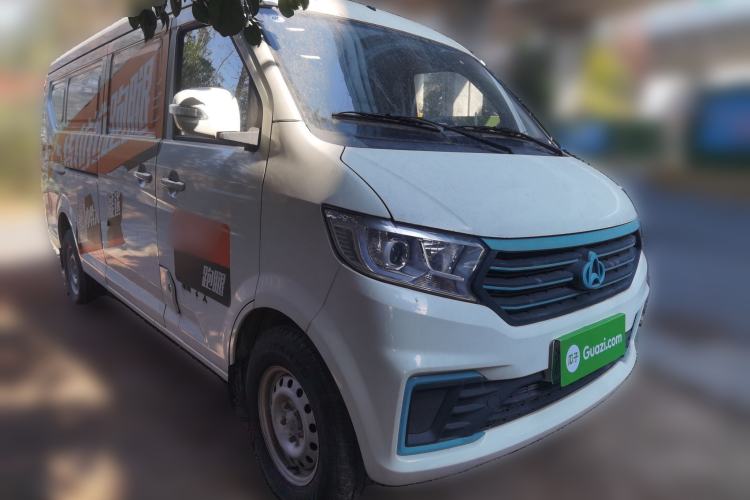 Used CHANGAN KUAYUE Xing V7 EV 2023 250km Double-Door Standard Version 2 Seats Front Right 45 Deg