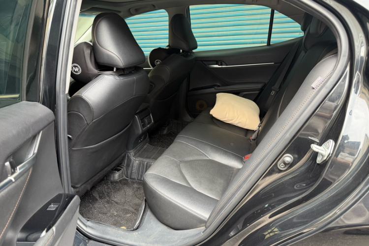 Used Toyota Camry 2021 2.5G Luxury Edition Interior 2