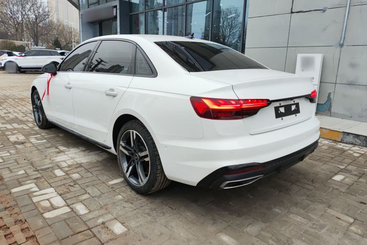 Used Audi A4L 2022 40 TFSI Luxury Dynamic Model