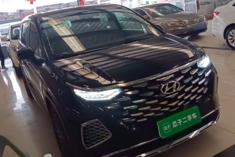 Used Hyundai Custo 2024 270TGDi LUX Prestige Edition Front Right 45 Deg