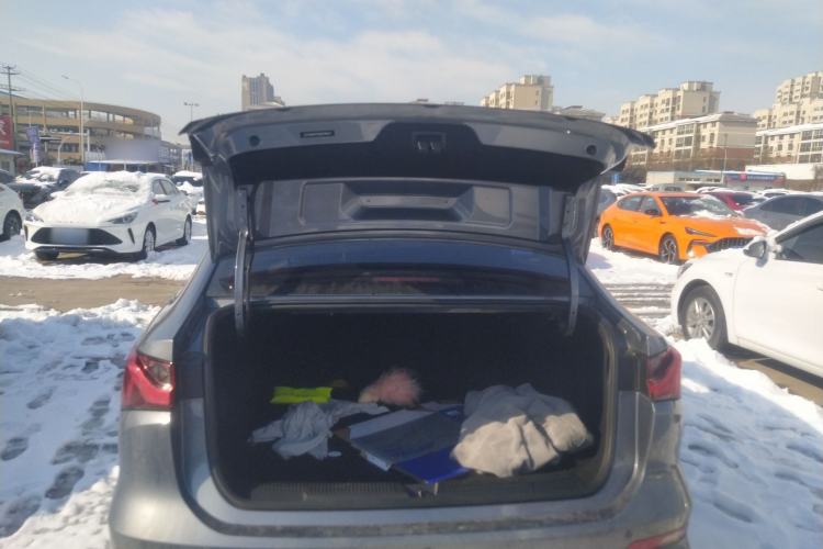 Used Roewe i5 2023 1.5L CVT Luxury Edition
