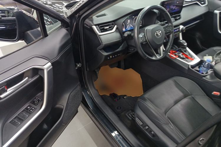 Used Toyota Wildlander 2023 Dual-Motor 2.5L E-CVT Four-Wheel Drive Prestige Edition Driver Seat