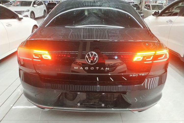 Used Volkswagen Magotan 2020 330TSI DSG Luxury Edition Rear