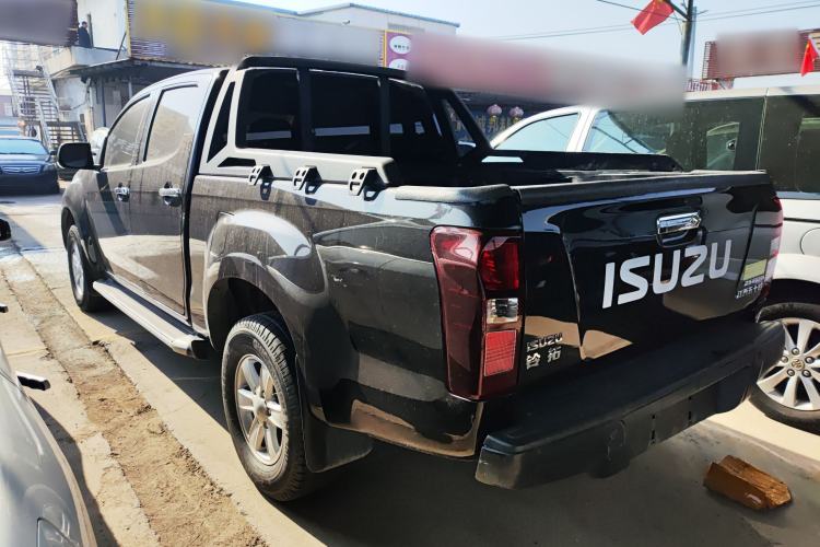 Used Isuzu D-MAX 2020 2.5T Two-Wheel Drive Automatic Navigation Version China VI Emission Standard Extended Length JE4D25Q6A