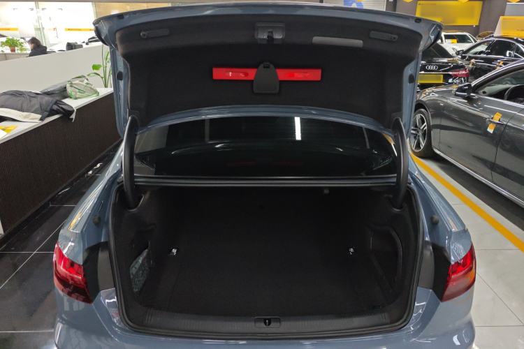 Used Audi A4L 2022 40 TFSI quattro RS Performance Package
