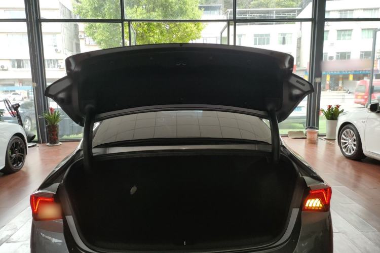 Used Kia K5 2021 380T GT-Line Refreshed Edition Trunk