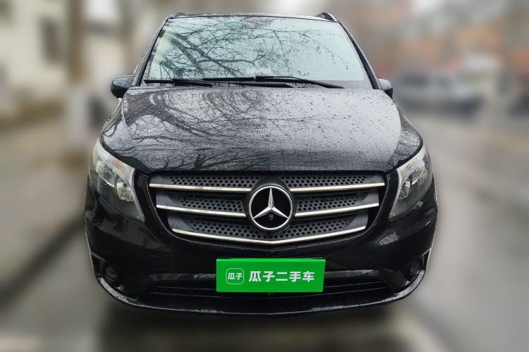 Used Mercedes-Benz Vito 2018 2.0T Elite Version 7 Seats China VI Emission Standard
