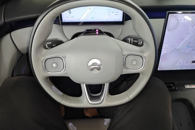 Used Nio ET5 2022 75 kWh Steering Wheel